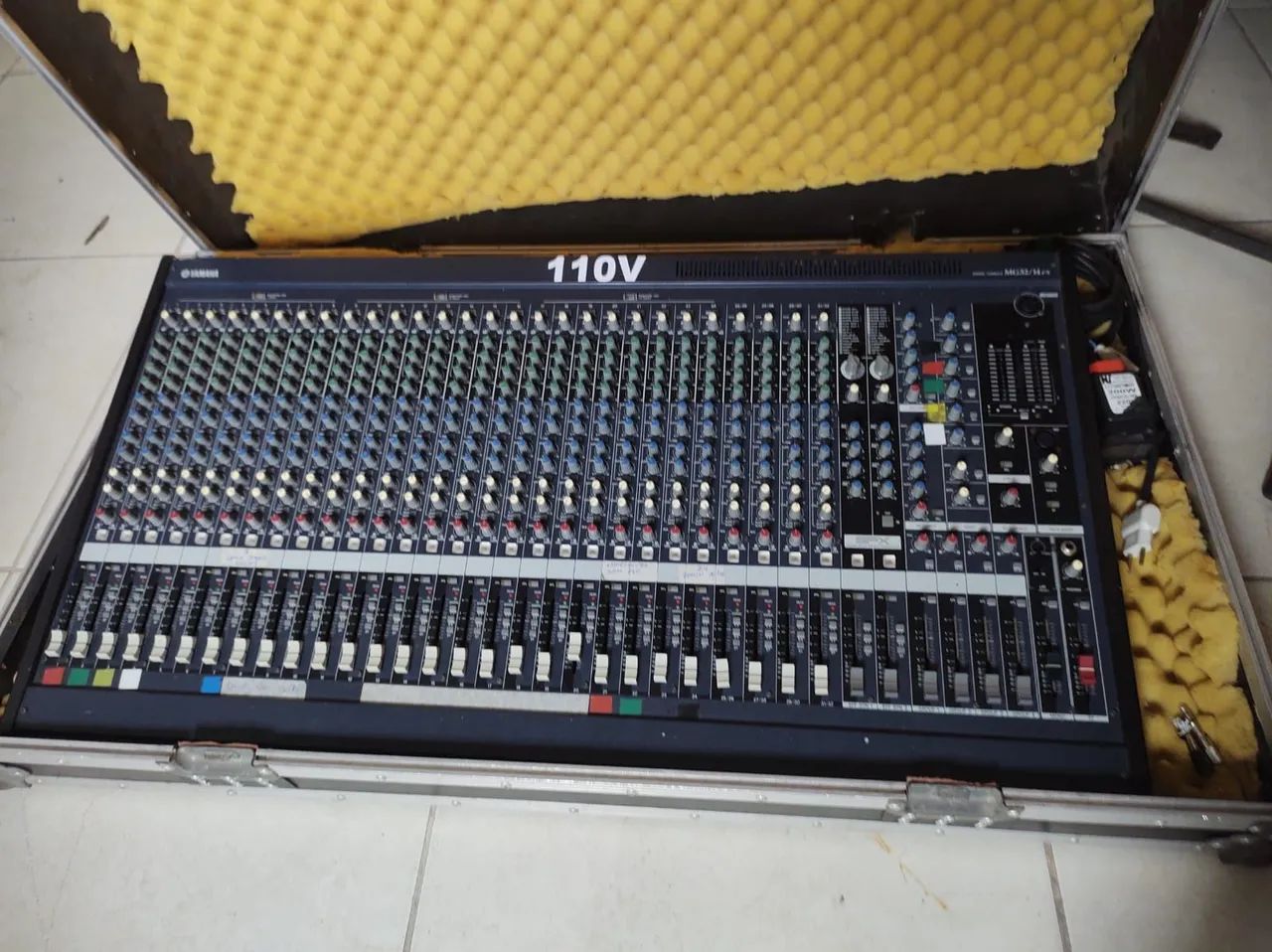 Mesa de som Yamaha MG-32  - Foto 3