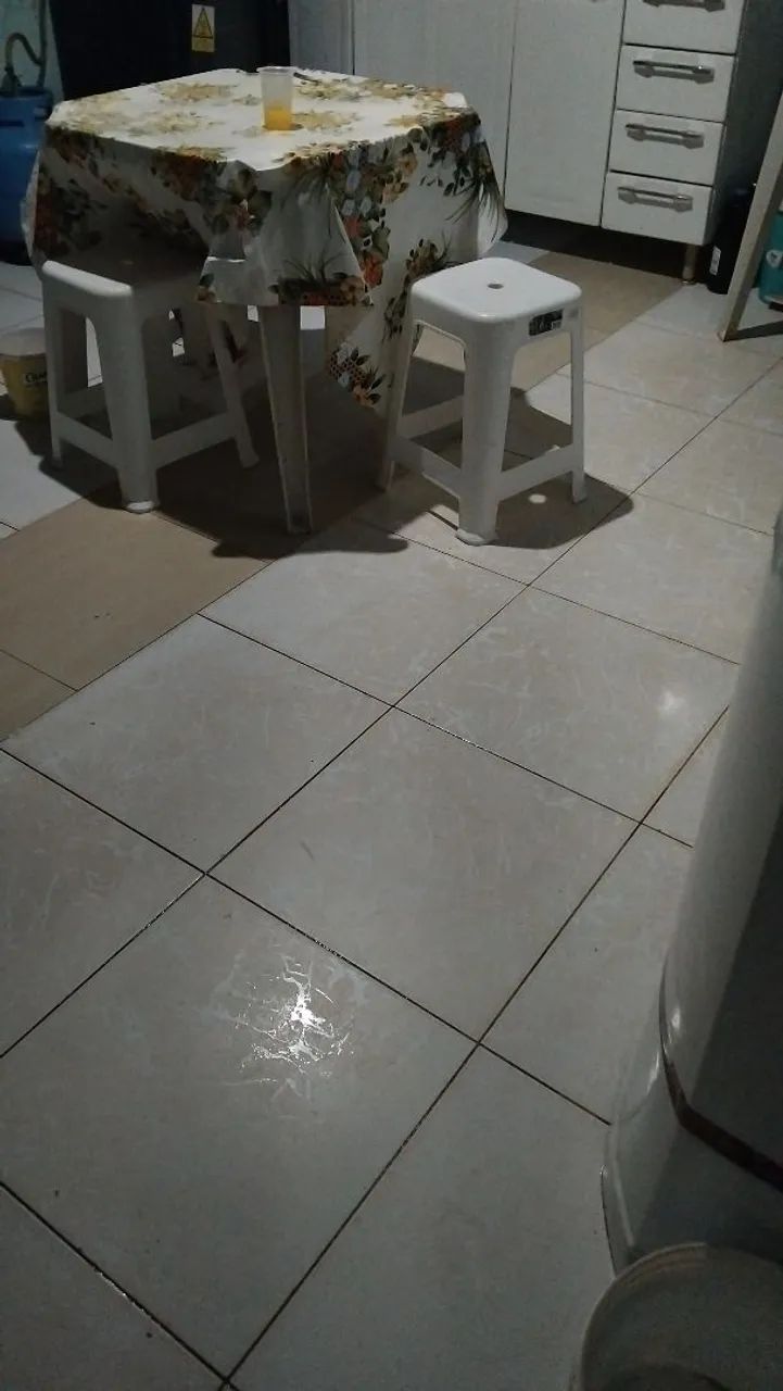 Vendo uma casa com.3 peças e um banheiro. - Foto 4