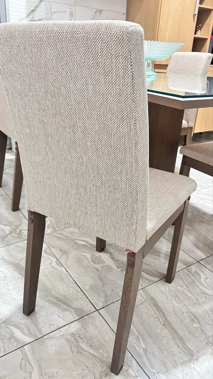 Mesa de Jantar com 6 cadeiras  - Foto 2