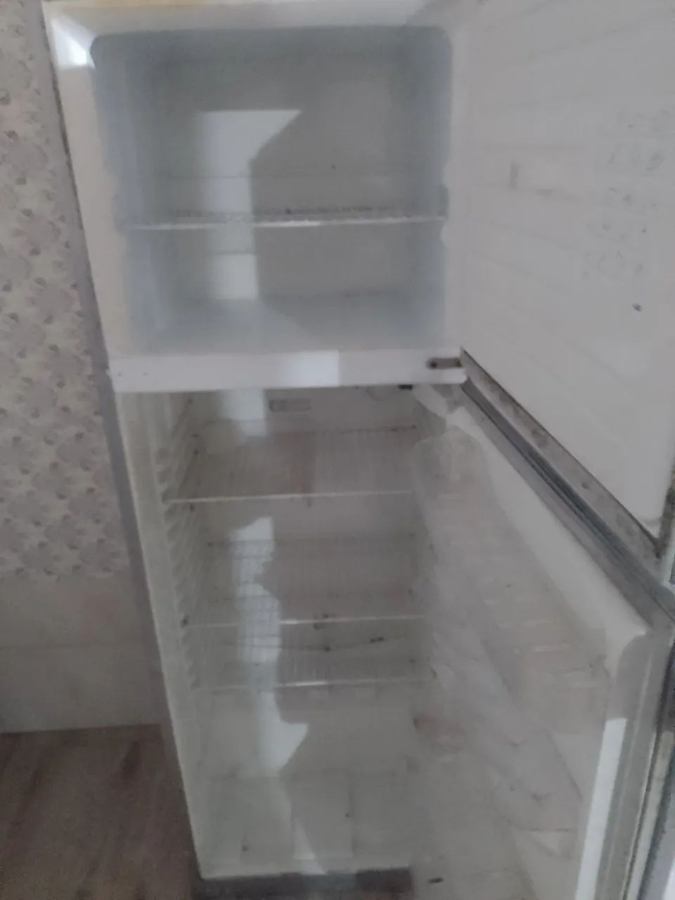 Vendo geladeira  - Foto 2