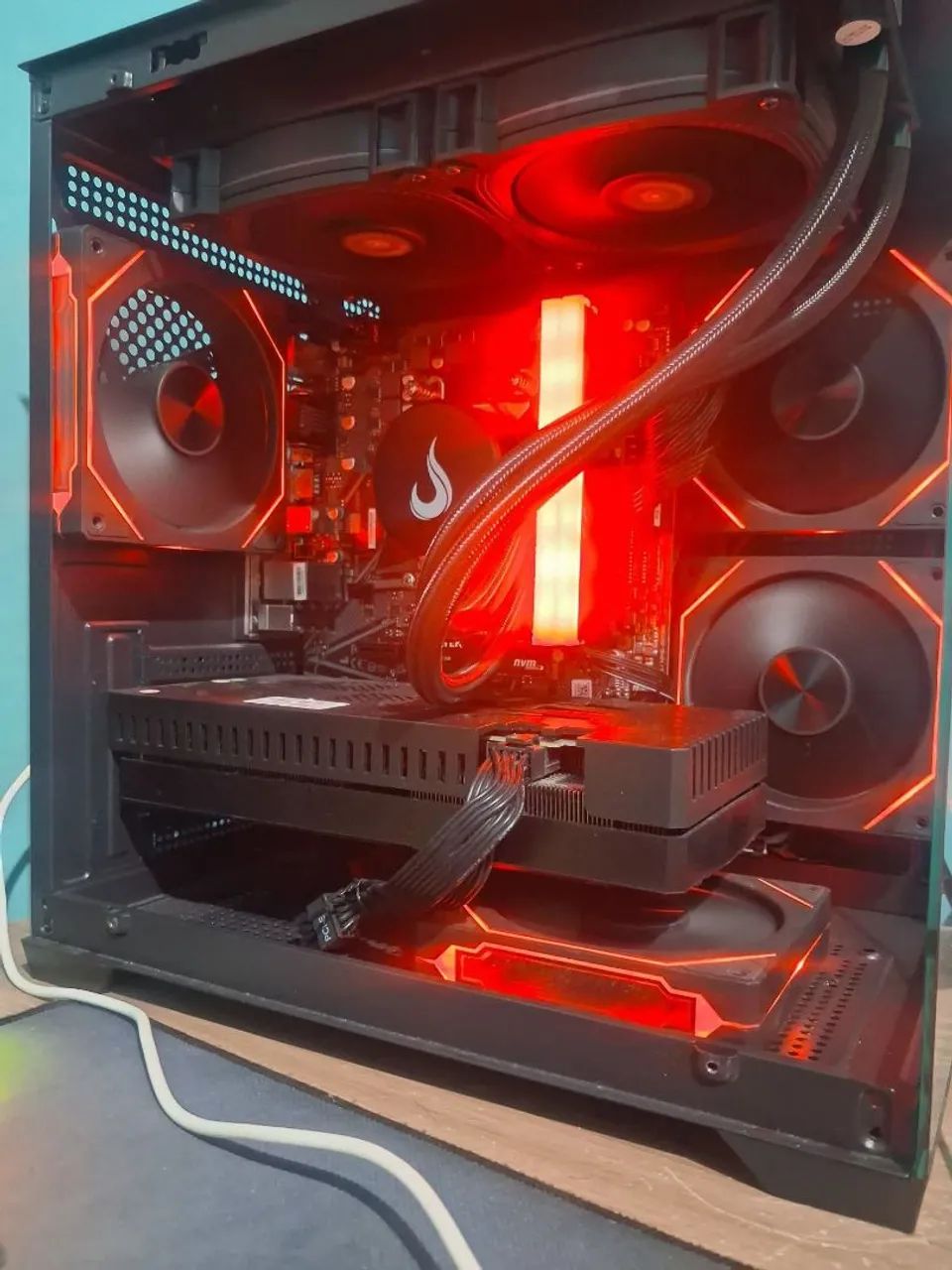 PC GAMER RTX 5060 RYZEN 7 5700G