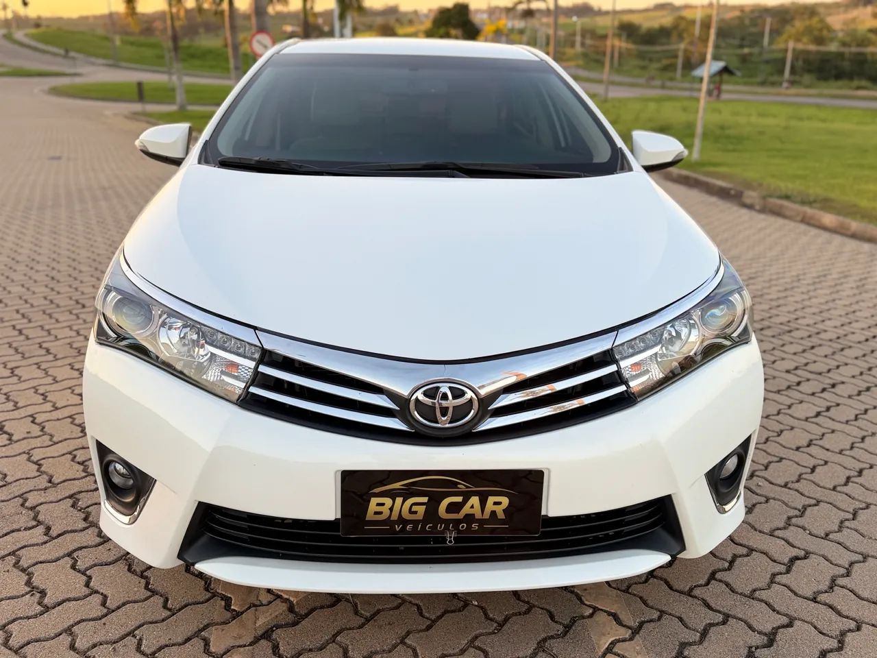 Toyota Corolla Altis 2.0 Flex 16V Aut. 2017 - Foto 5