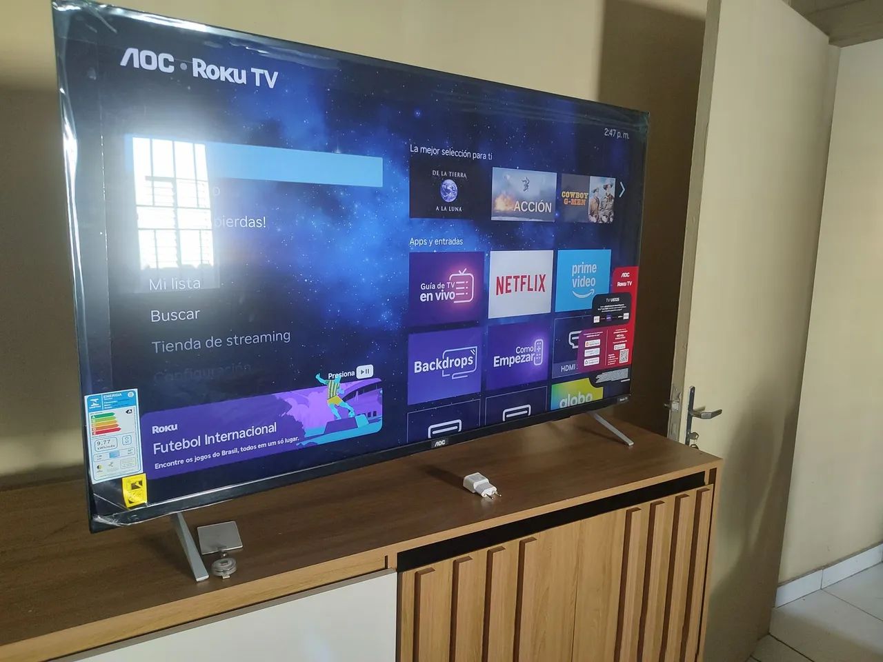 Vende-se uma tv de 50 polegadas com 4 dias de uso  - Foto 3