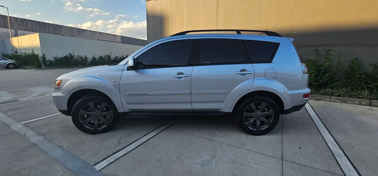 Mitsubishi Outlander 2.0 16V 160cv Aut. 2013 - Foto 3