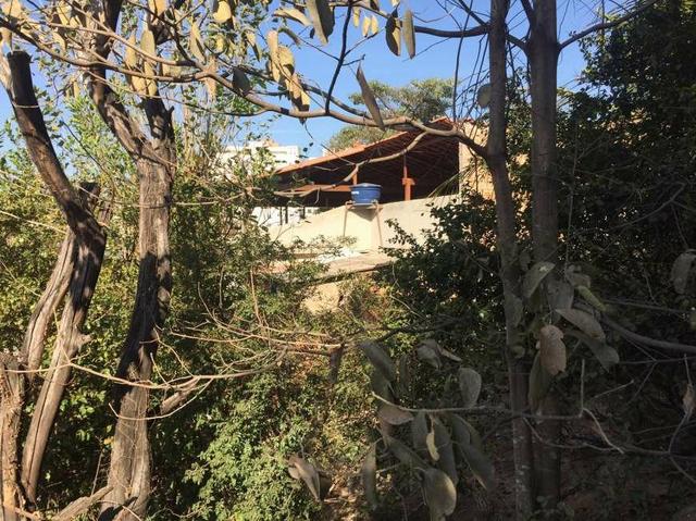 Casa com quintal lote para 2 ruas no Califórnia - Foto 5