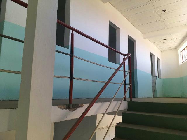 Vende-se um prédio, uma antiga escola em Vida Nova - Foto 3