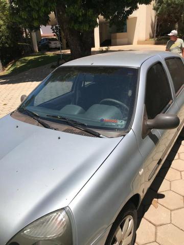 Clio Sed. Authentique Hi-Flex 1.0 16V 4p - Foto 2
