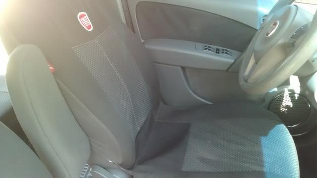 Fiat Grand siena 1.6 essence 1.6v flex 4p ? 2013/2013 - Foto 6