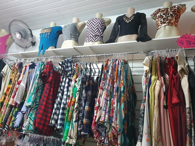 Lote de roupas a queima de ESTOQUE - Foto 6