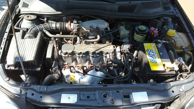 Astra sedan GLS 2.0/8 válvulas - Foto 8