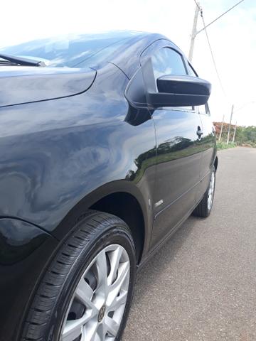 Vende se Fox 1.0 trend 10/11 _ 58 mil km originais - Foto 3