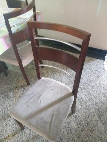 Mesa quadrada com 6 cadeiras - Foto 3