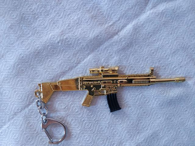 PUBG e Freefire, Lindos chaveiros - Foto 6