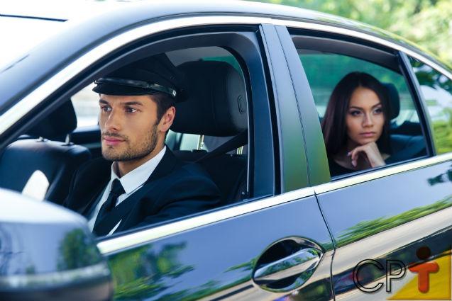 Precisa-se de Téc. em segurança do trabalho, motorista CNH D