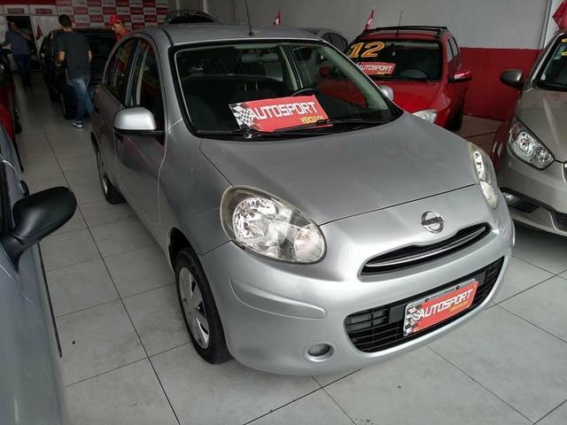 Nissan march