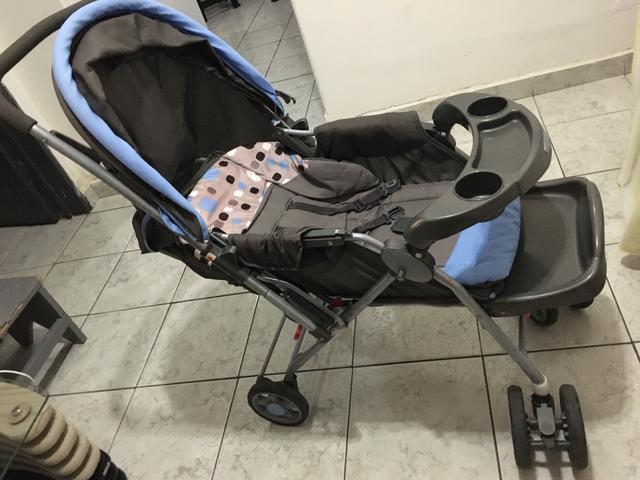 Carrinho de bebê/ valor negociável