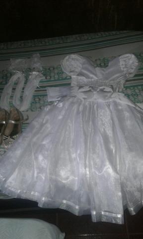 Vestido branco para formatura sapato numero 31/32 e meiao branco com luva - Foto 2