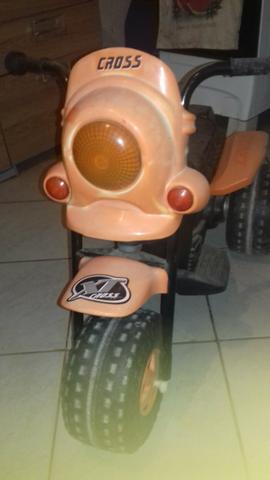 Motoca eletrica falta a bateria