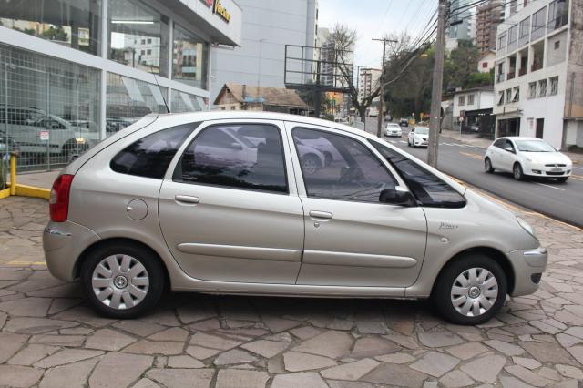 CITROËN XSARA PICASSO 2009/2009 2.0 I EXCLUSIVE 16V GASOLINA 4P AUTOMÁTICO - Foto 11