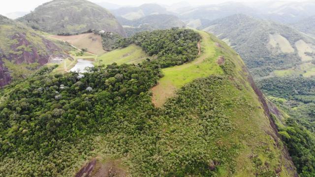 Área de 20 mil m², Escriturada, na Linda Fazenda Serra da Risca. Valores variáveis conform - Foto 6