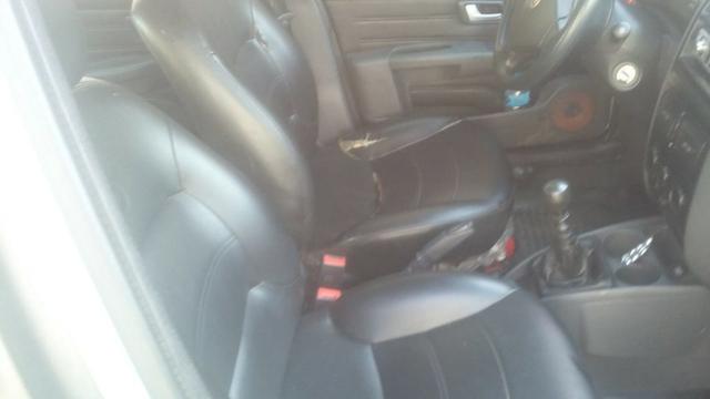 Vende-se um carro - Foto 4