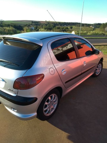 PEUGEOT 206 ANO 2006
