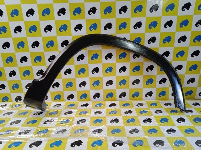 Moldura do Paralama Dianteiro Direito Fiat Toro 2018-20 Cod 1002151660