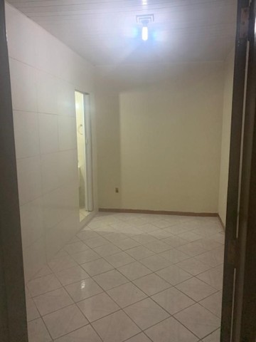 Vendo apartamento 2/4 C/suite centro Candeias R$:129999,99 - Foto 5