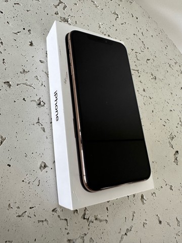 iPhone XS MAX rose com carregador original 