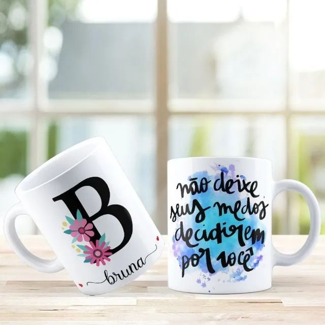 caneca iniciais 
