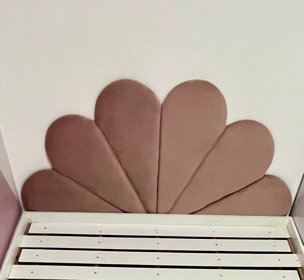 Vendo cabeceira pétala casal suede - pouco uso