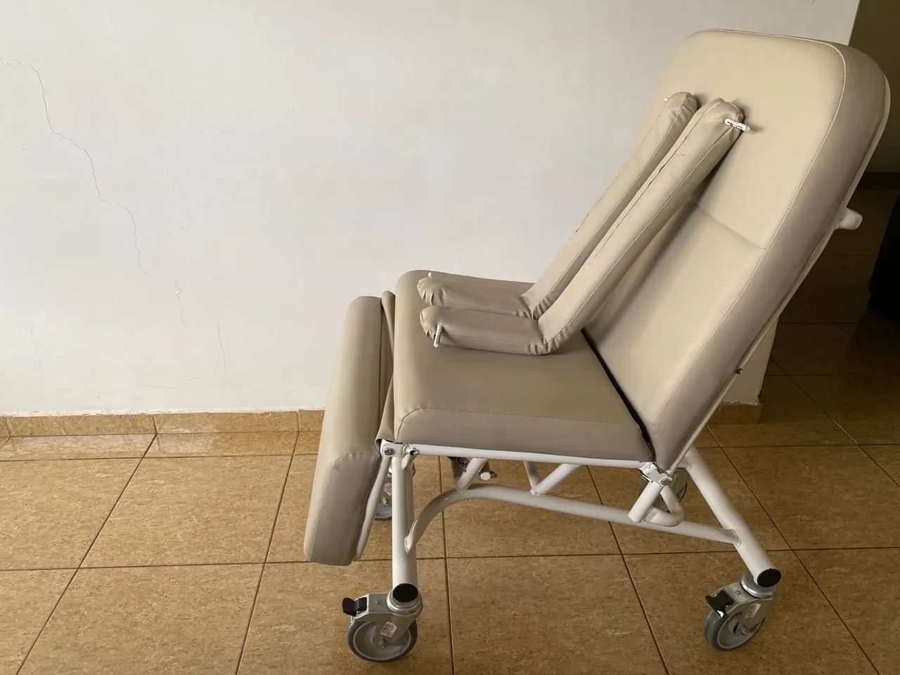 Poltrona Maca Reclinável que suporta 250kg - Foto 2