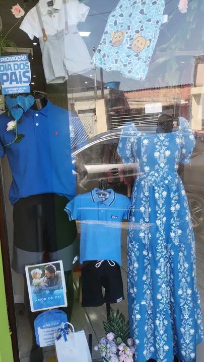 Vitrine de loja com porta 