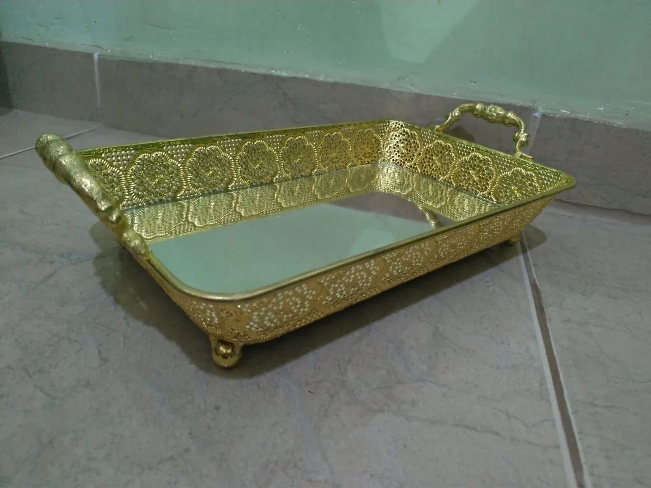 Bandeja Decorativa Dourada