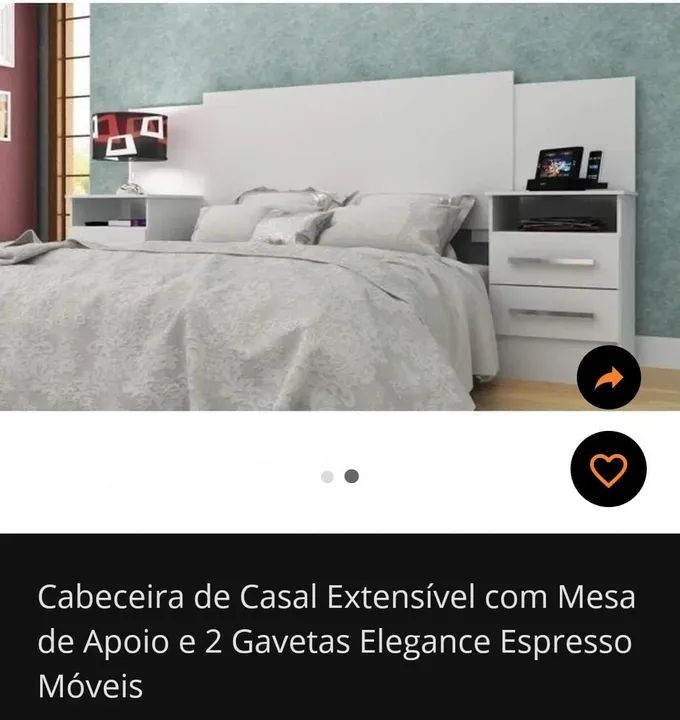 Linda cabeceira de cama branca com criados mudos