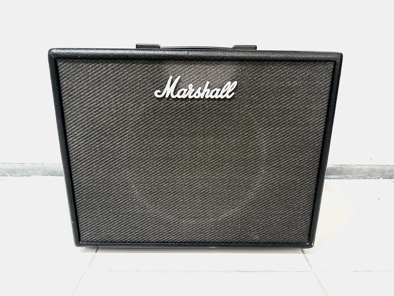 Amplificador Marshall Code 50