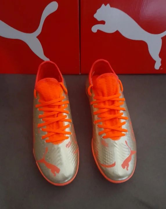 Chuteira Puma Future Z 4.4. NJr TT Tam 40 & 42 (original / nova) - Foto 3