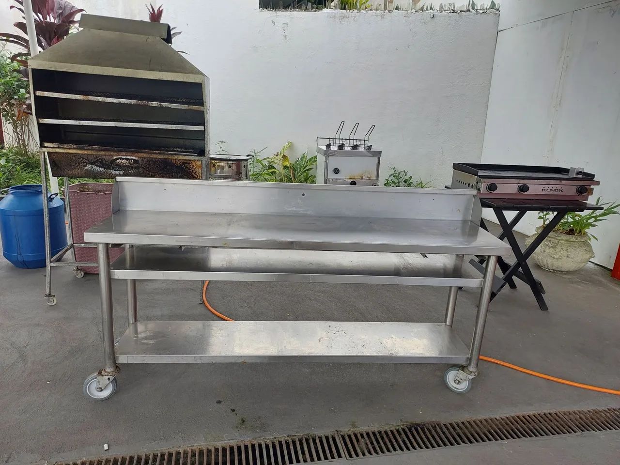 Mesa de aço inox para cozinha industrial
