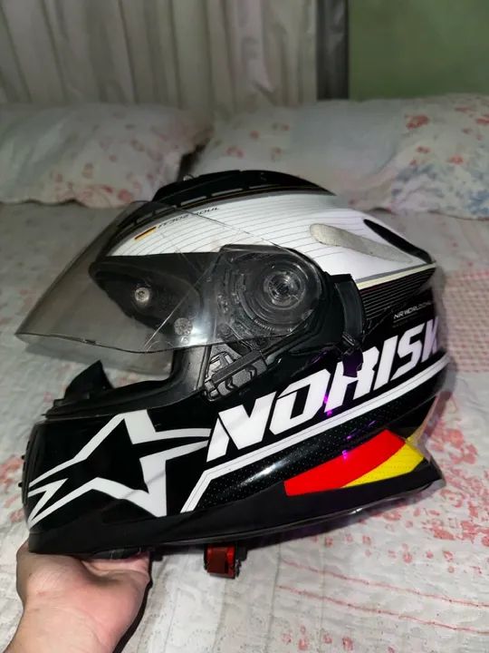 Capacete de Moto Norisk - Tamanho 58