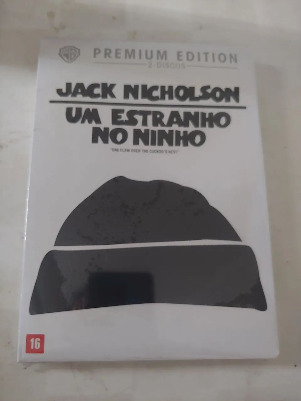 Dvd Duplo Um Estranho no Ninho 