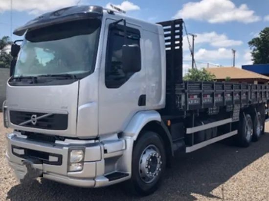 Volvo VM 270 2015 Carroceria, - Foto 2