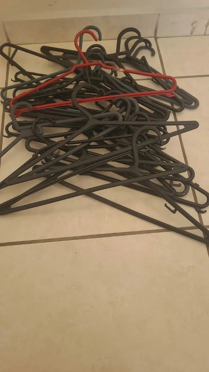 Cabides de Roupa Sortidos - Foto 2