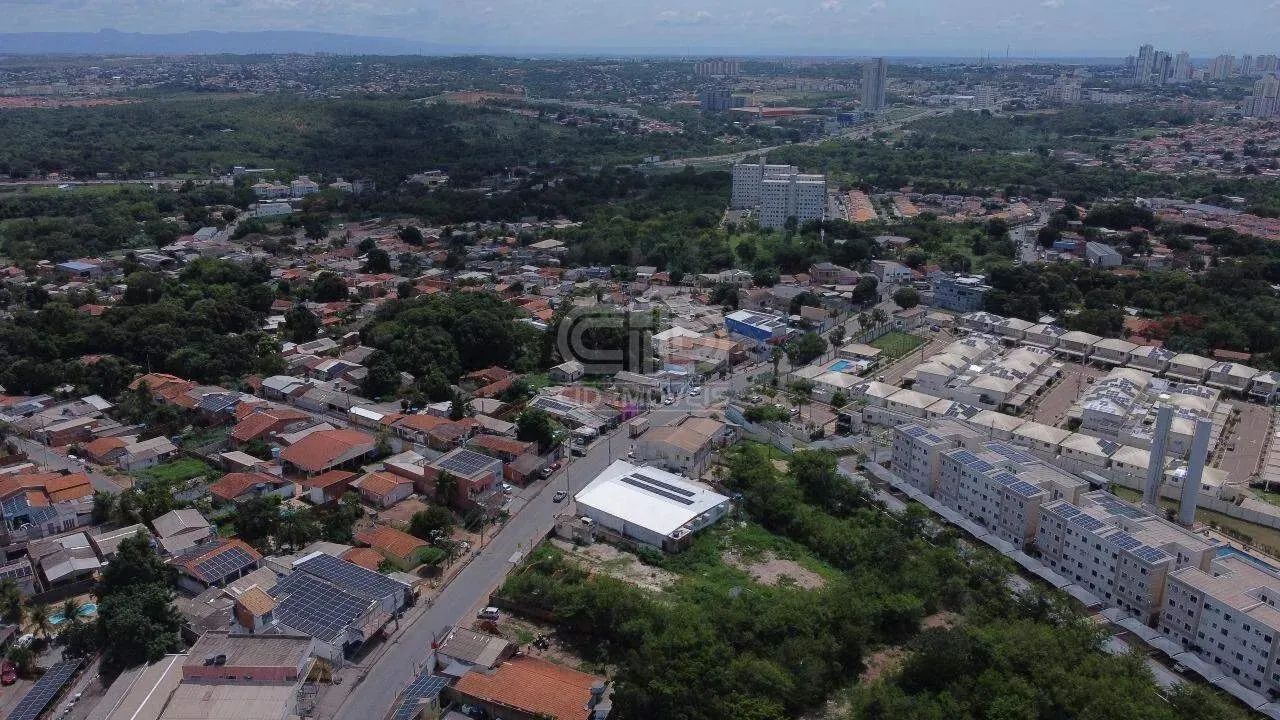 Terreno Comercial com 1.068m² no bairro Ribeirão do Lipa