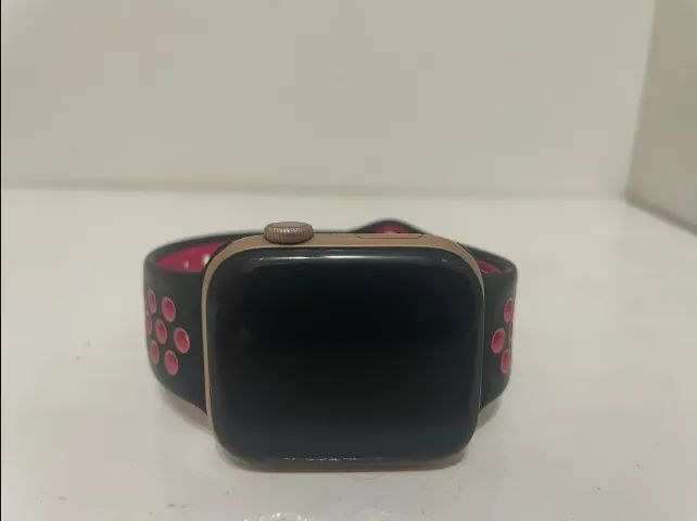 Apple Watch Series 4 LTE 44mm Rosé - Foto 3
