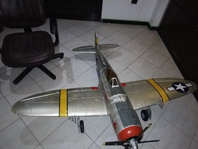 Aeromodelo P-47 thunderbolt (1,8 M de asa) - Foto 3