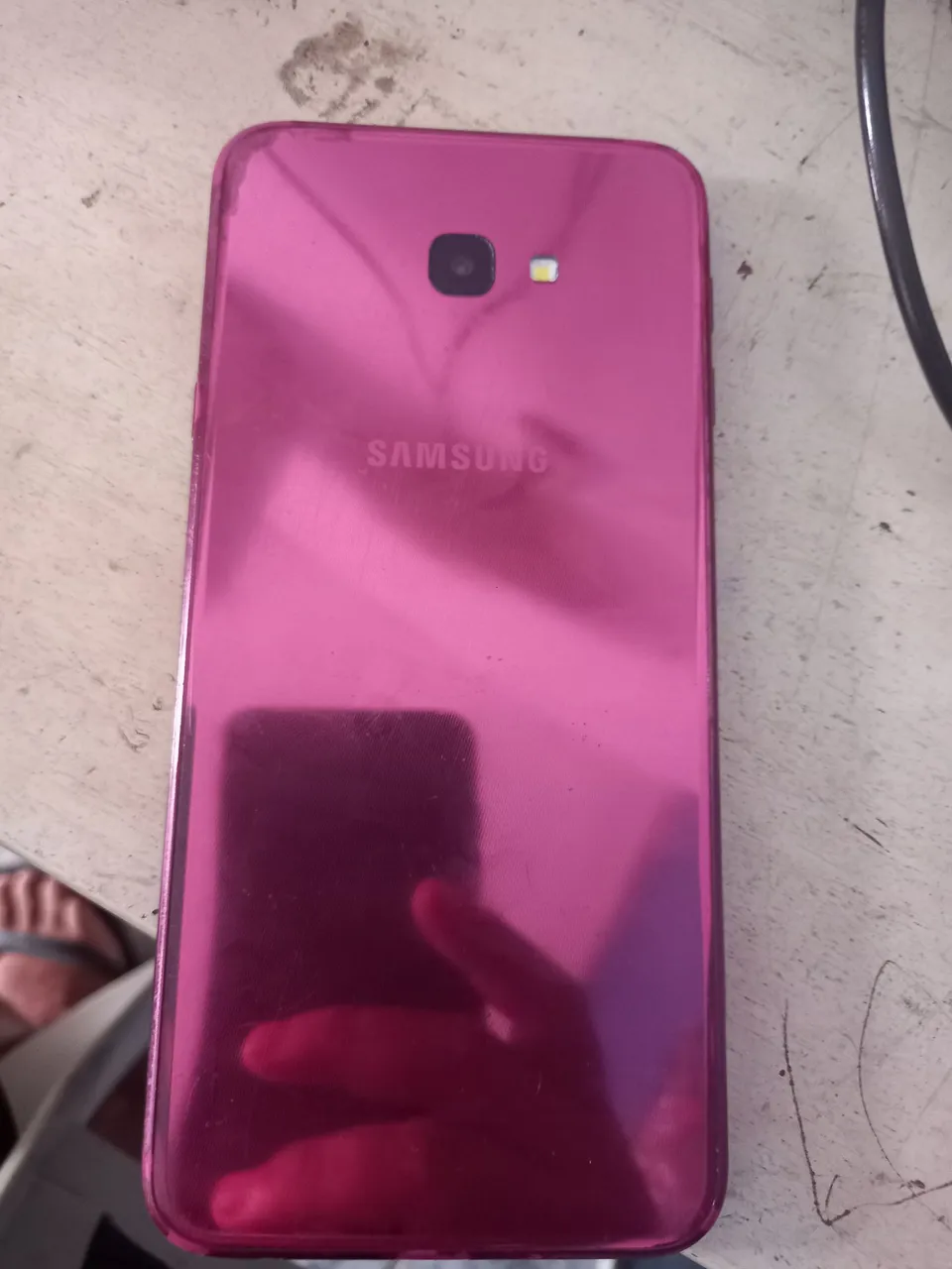 Cell j4 pra vender logo