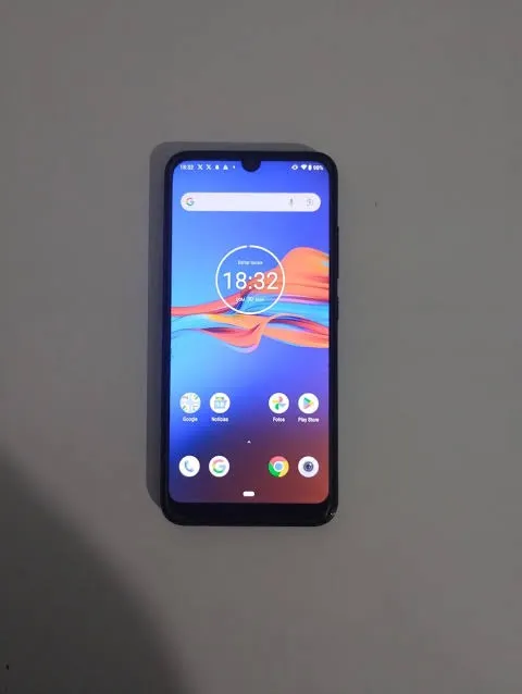 Celular moto e 6