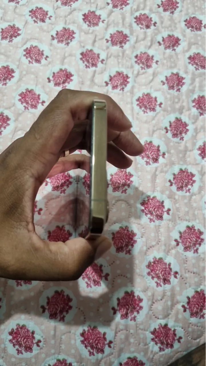 V/t iPhone 12 Pro Max  - Foto 2