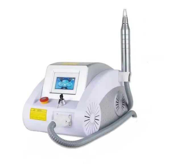 Laser NdYag para remoção de tatuagem e micropigmentação 