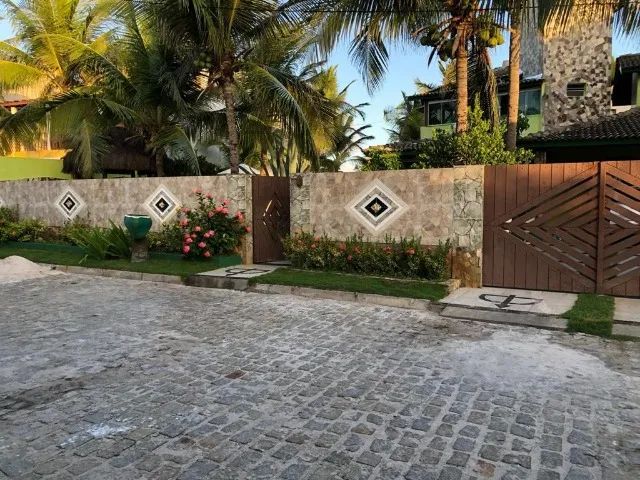 Aluguel - Casa - 3/4 - Mobiliada - Cond. fechado - Pé na Areia